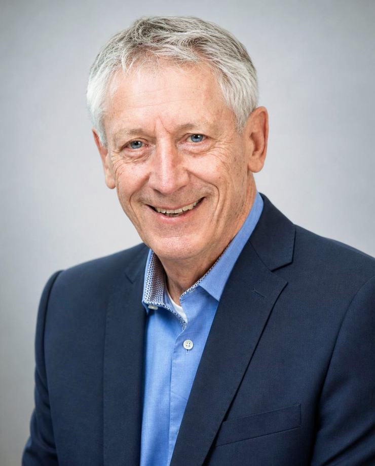 Jonathan Green, Consultant in operations and governance